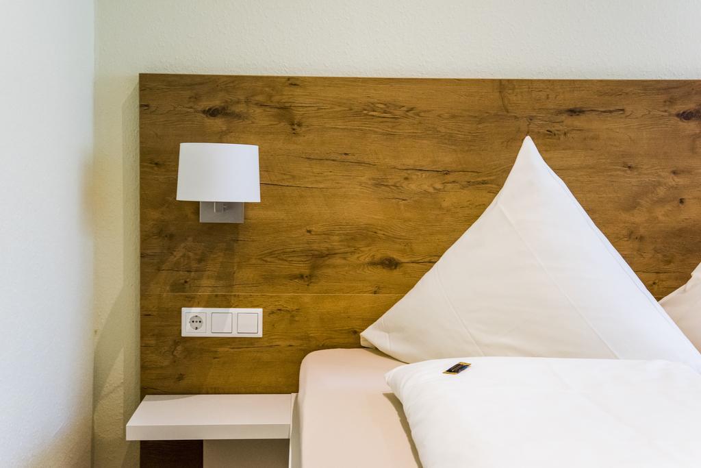 Hotel Bad Duerkheim Luaran gambar